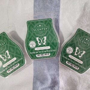 Very Snowy Spruce 3 Pack Wax